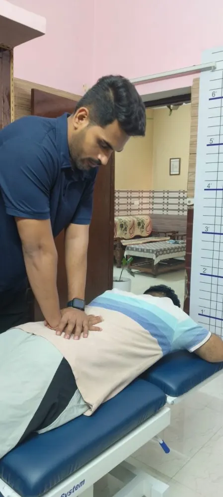 Flexaura Sports And Spine Physiotherapy Clinic - Treatment facility and rehabilitation equipment in Defence enclave, Meerut - Photo 4